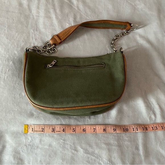 Brandy Melville green canvas shoulder bag with chain and leather strap - Picture 12 of 16